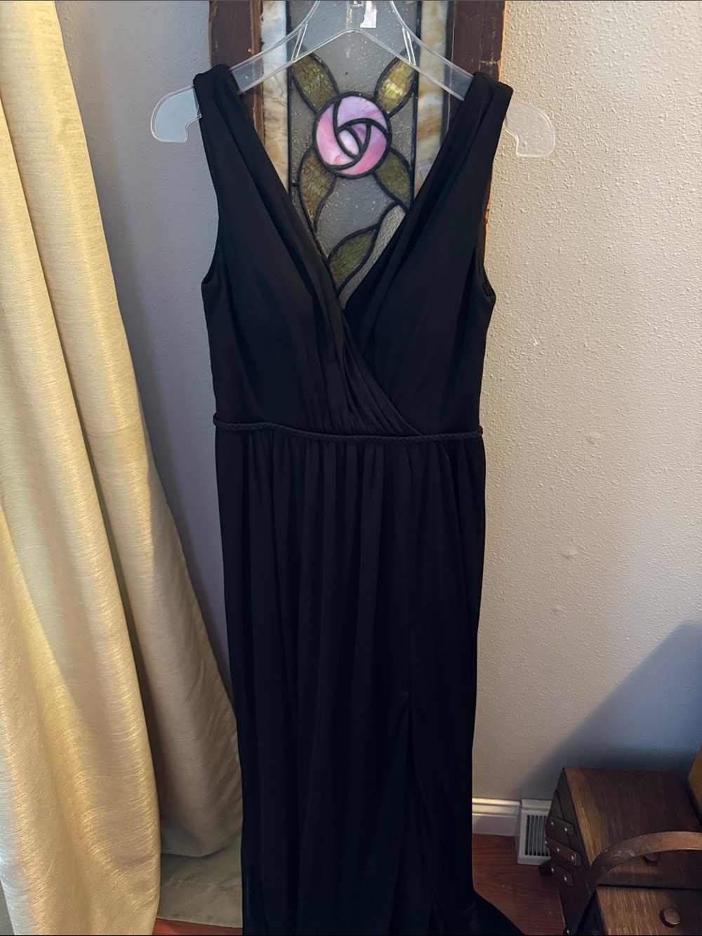 Azazie Tanicia Black V-Neck Slit Evening Gown - Picture 4 of 8